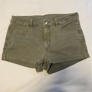 American eagle high waisted shorts. Size 12. Green